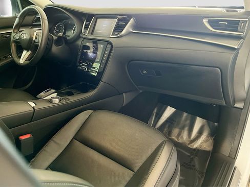 Used 2024 INFINITI QX50 Luxe image 29