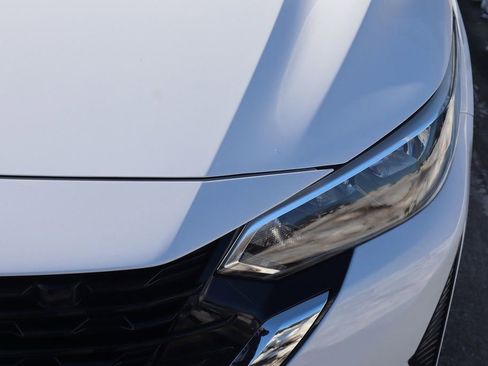 Certified 2025 Nissan Sentra S image 10