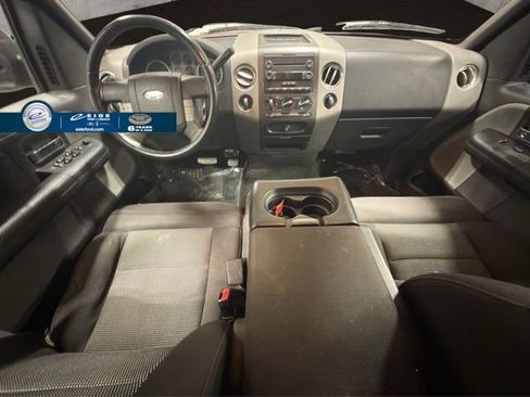 Used 2004 Ford F150 XLT image 2