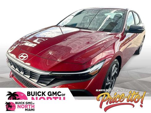 Used 2025 Hyundai Elantra Sport FWD image 1