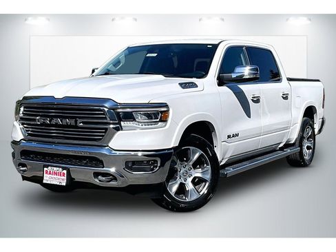 Used 2022 RAM 1500 Laramie AWD/4WD image 2