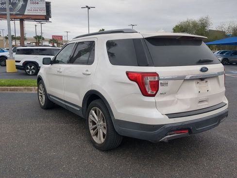 Used 2019 Ford Explorer XLT w/ Equipment Group 202A image 3