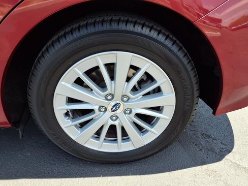 Used 2018 Subaru Impreza 2.0i Premium AWD/4WD image 14