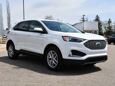 Used 2024 Ford Edge SEL w/ Convenience Package AWD/4WD image 9