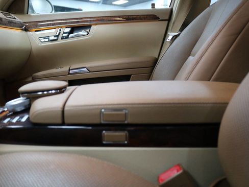 Used 2009 Mercedes-Benz S 550 image 80