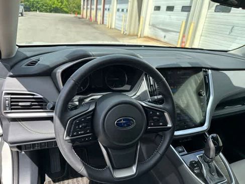 Used 2023 Subaru Outback Onyx Edition AWD/4WD image 8