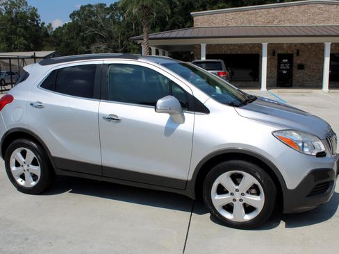 Used 2015 Buick Encore FWD image 16