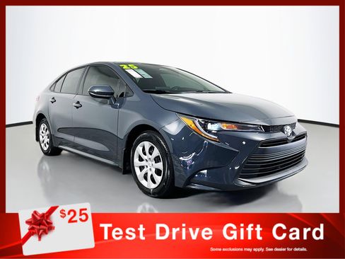 Used 2025 Toyota Corolla LE FWD image 1