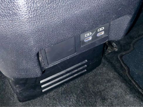 Used 2024 Toyota Tacoma TRD Off-Road image 58