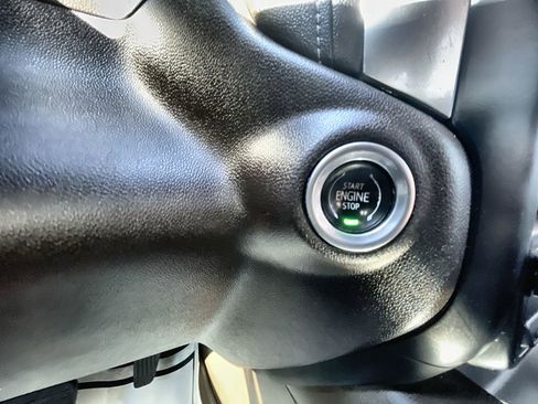 Used 2022 Chevrolet Silverado 1500 RST w/ All Star Edition Plus image 17