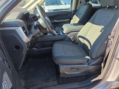 Certified 2023 Ford Expedition Max XLT image 12