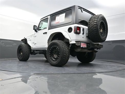 Used 2020 Jeep Wrangler Sport image 27