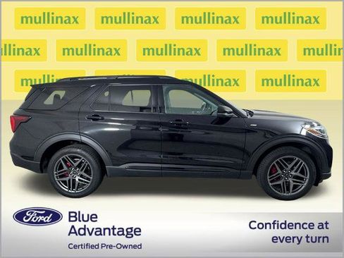 Certified 2025 Ford Explorer ST-Line w/ Premium Package image 2