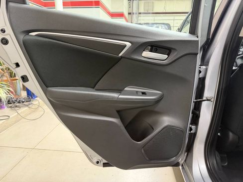 Used 2019 Honda Fit LX image 12
