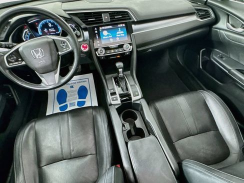 Used 2016 Honda Civic Touring image 30