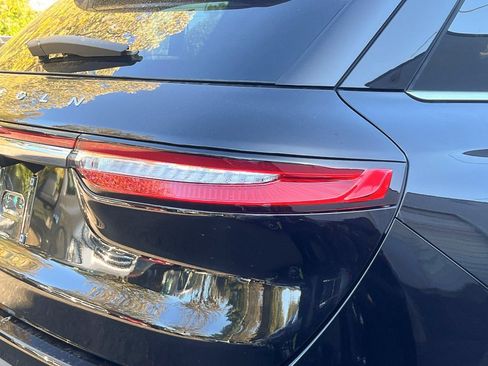 New 2026 Lincoln Corsair Premiere image 5