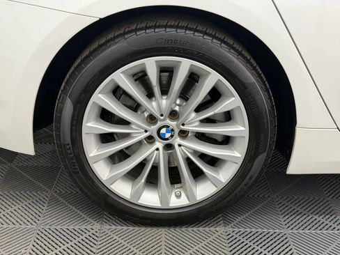 Used 2023 BMW 530i xDrive w/ Premium Package AWD/4WD image 15