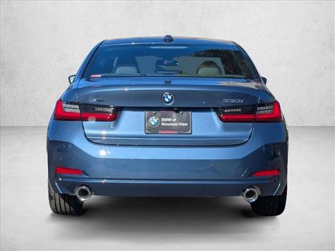 Used 2026 BMW 330i xDrive Sedan w/ Premium Package AWD/4WD image 7
