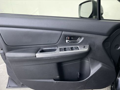 Used 2015 Subaru Impreza 2.0i Limited image 10
