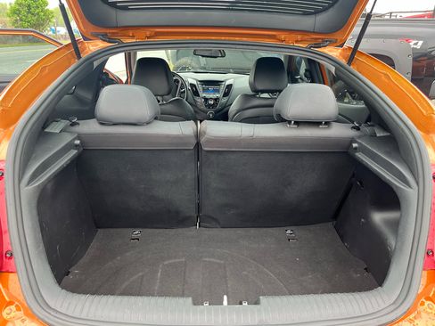 Used 2015 Hyundai Veloster Turbo w/ Option Group 04 image 10