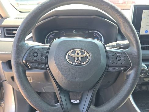 Used 2025 Toyota RAV4 XLE image 14
