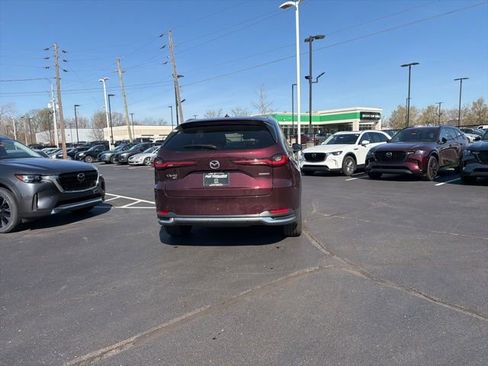 New 2025 MAZDA CX-90 Plug-In Hybrid w/ Premium Plus AWD/4WD image 8