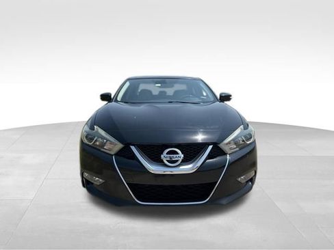Used 2016 Nissan Maxima Platinum w/ Interior Lighting Package FWD image 8