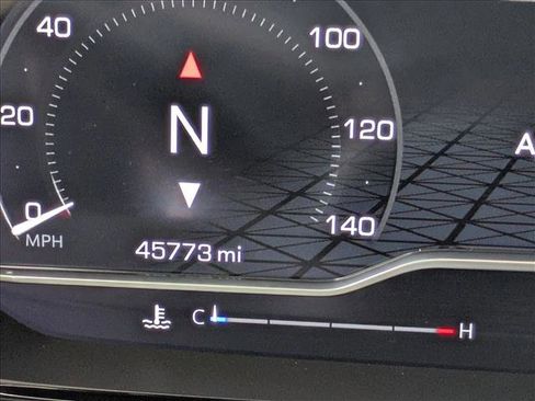 Used 2023 GMC Yukon XL Denali Ultimate image 10