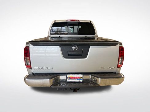 Certified 2018 Nissan Frontier SV image 42