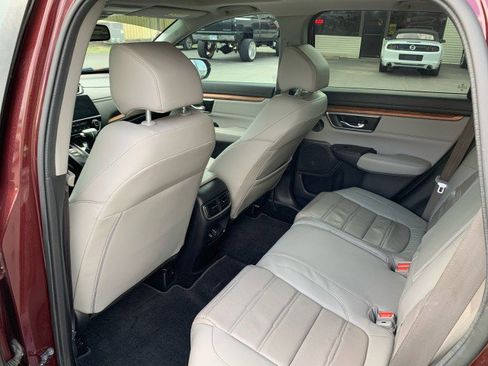 Used 2018 Honda CR-V Touring image 12