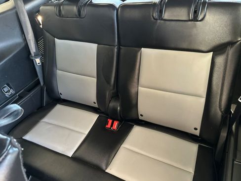 Used 2022 Ford Explorer XLT w/ Equipment Group 202A image 18