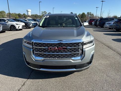 Used 2023 GMC Acadia Denali image 7