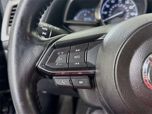 Used 2017 MAZDA MAZDA3 Touring image 13