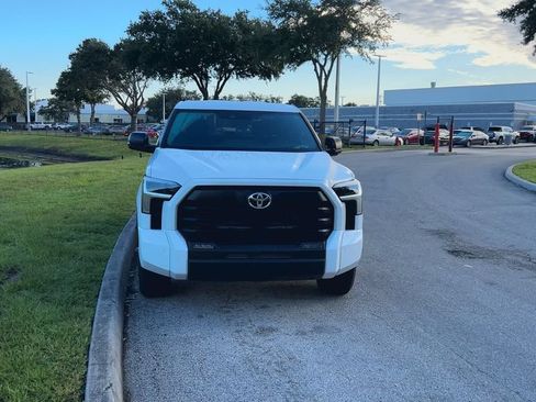 Used 2025 Toyota Tundra SR5 w/ SR5 Premium Package AWD/4WD image 3