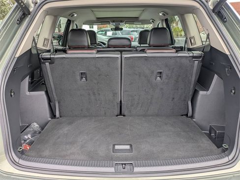 Used 2024 Volkswagen Atlas Peak Edition SE image 13