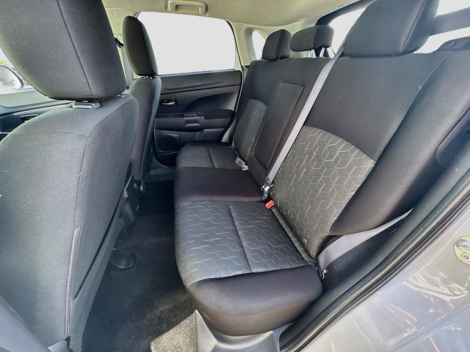 Used 2025 Mitsubishi Outlander Sport AWD image 22
