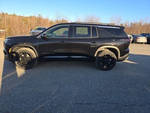 New 2026 Chevrolet Traverse LT w/ LPO, Floor Liner Package image 2