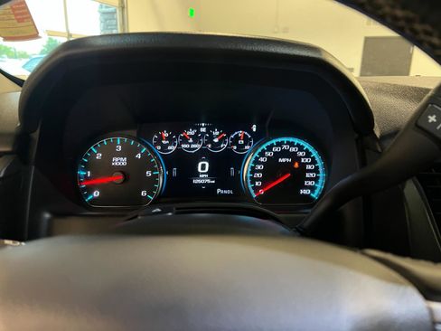 Used 2018 GMC Yukon XL Denali w/ Denali Ultimate Package AWD/4WD image 12