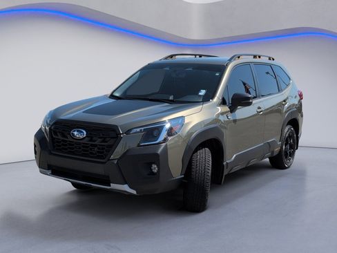 Used 2025 Subaru Forester Wilderness w/ Convenience Package AWD/4WD image 11