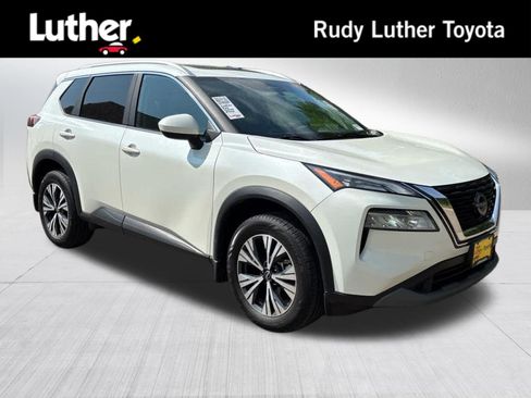 Used 2023 Nissan Rogue SV w/ SV Premium B Package AWD/4WD image 1