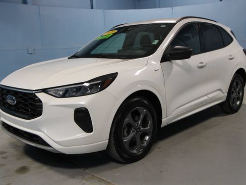 Used 2023 Ford Escape ST-Line w/ Tech Pack #1 AWD/4WD image 24