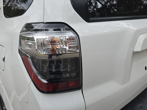 Used 2022 Toyota 4Runner TRD Sport image 33