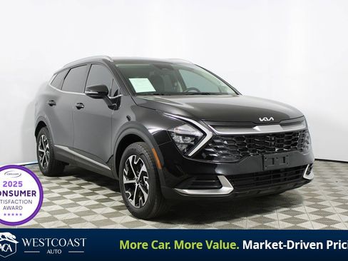 Used 2023 Kia Sportage EX AWD/4WD image 1