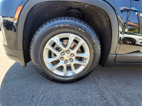 Used 2023 Chevrolet Traverse LS FWD image 31