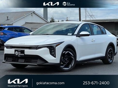 Certified 2025 Kia K4 EX FWD image 1