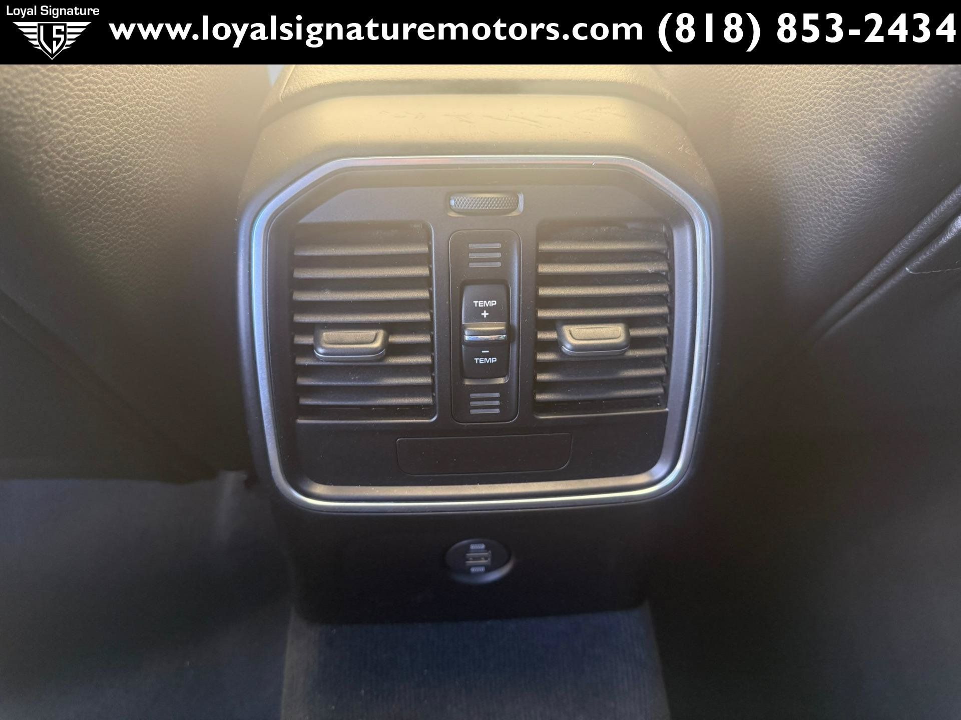 Used 2017 Porsche Macan AWD/4WD image 15