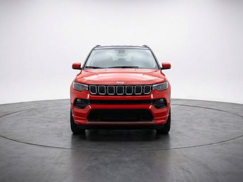 Used 2025 Jeep Compass Limited image 2