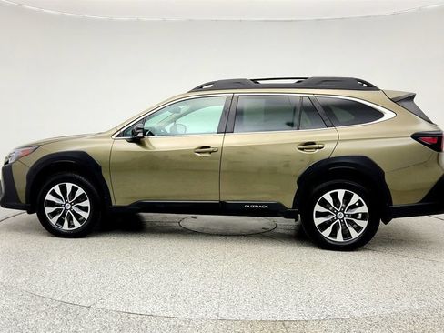 Used 2024 Subaru Outback Limited AWD/4WD image 8