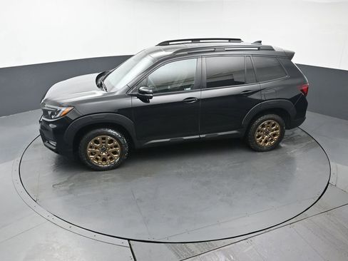 Certified 2022 Honda Passport TrailSport image 45