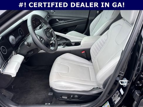 Certified 2023 Hyundai Elantra Limited image 9
